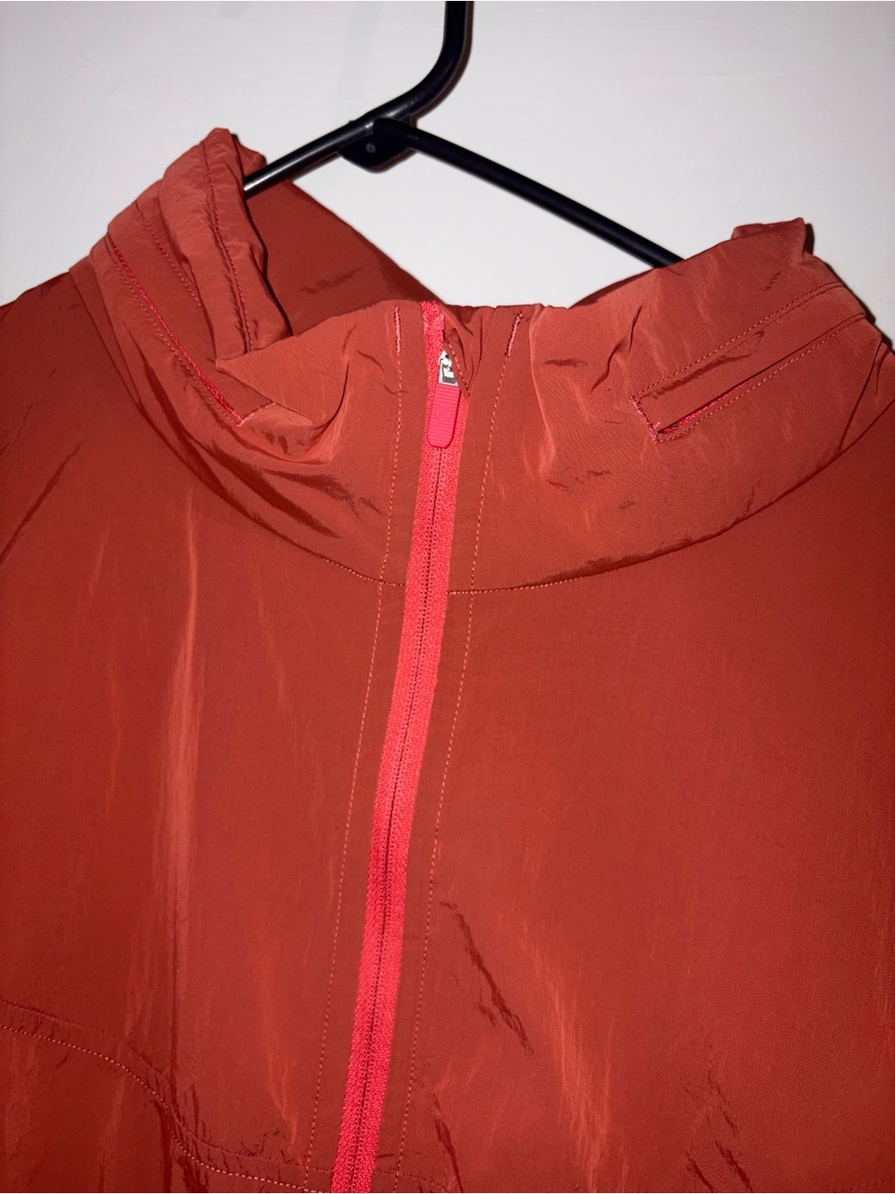 NWOT Lululemon size 14 Lightweight Rust Red Windbreaker Jacket - Picture 2 of 8